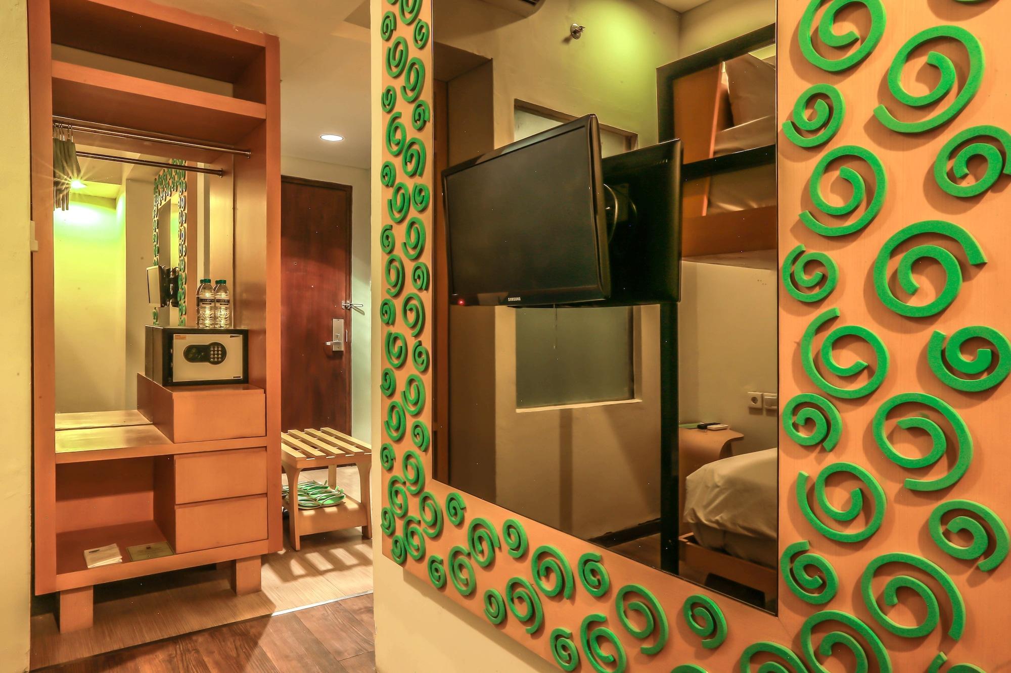 Boss Legian Hotel Powered By Archipelago Esterno foto