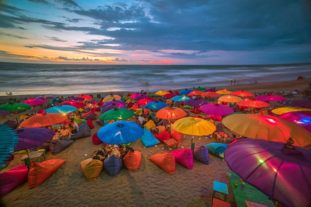 Boss Legian Hotel Powered By Archipelago Esterno foto