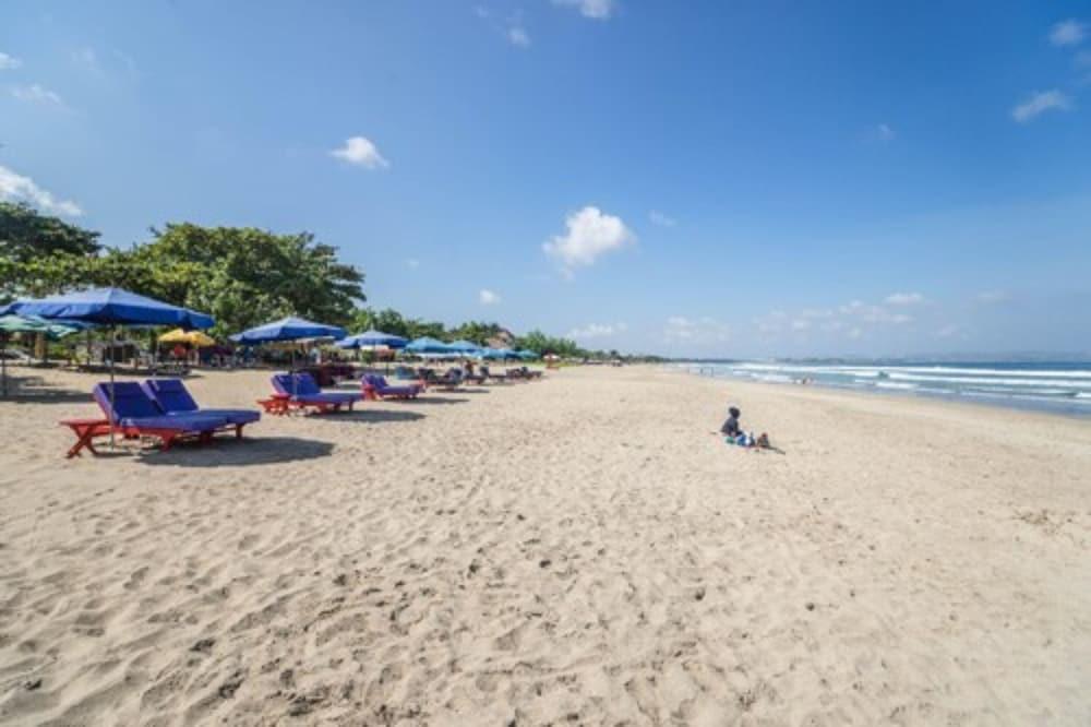 Boss Legian Hotel Powered By Archipelago Esterno foto