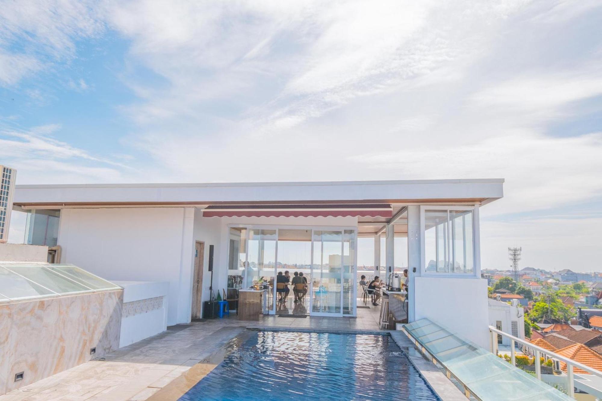 Boss Legian Hotel Powered By Archipelago Esterno foto