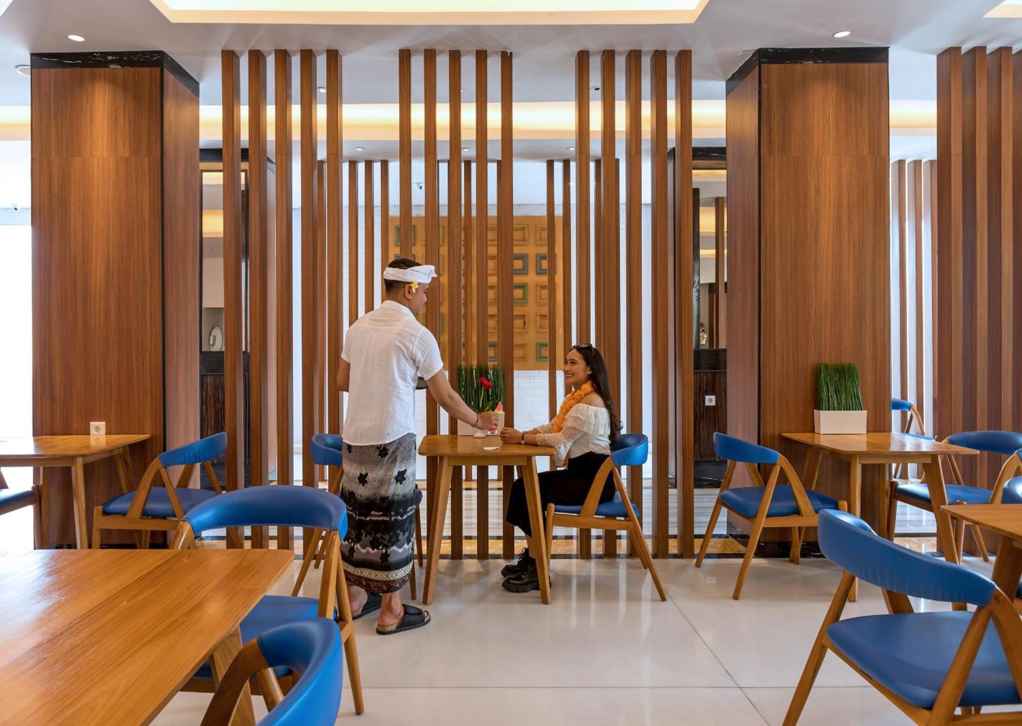 Boss Legian Hotel Powered By Archipelago Esterno foto