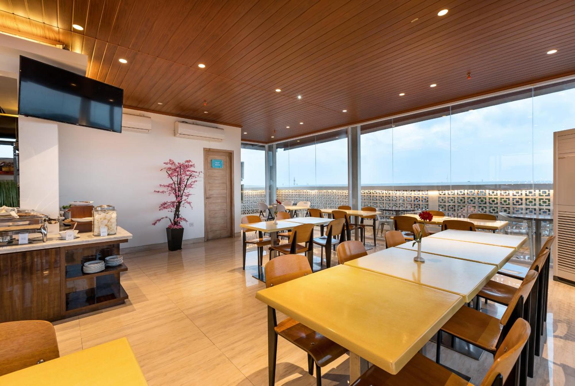Boss Legian Hotel Powered By Archipelago Esterno foto