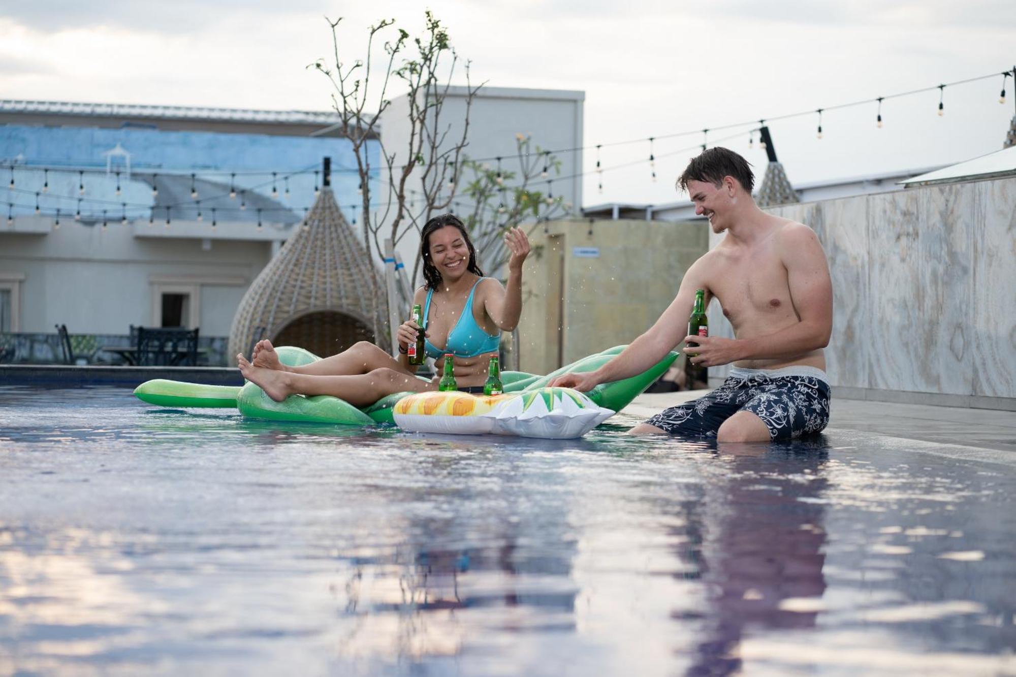 Boss Legian Hotel Powered By Archipelago Esterno foto